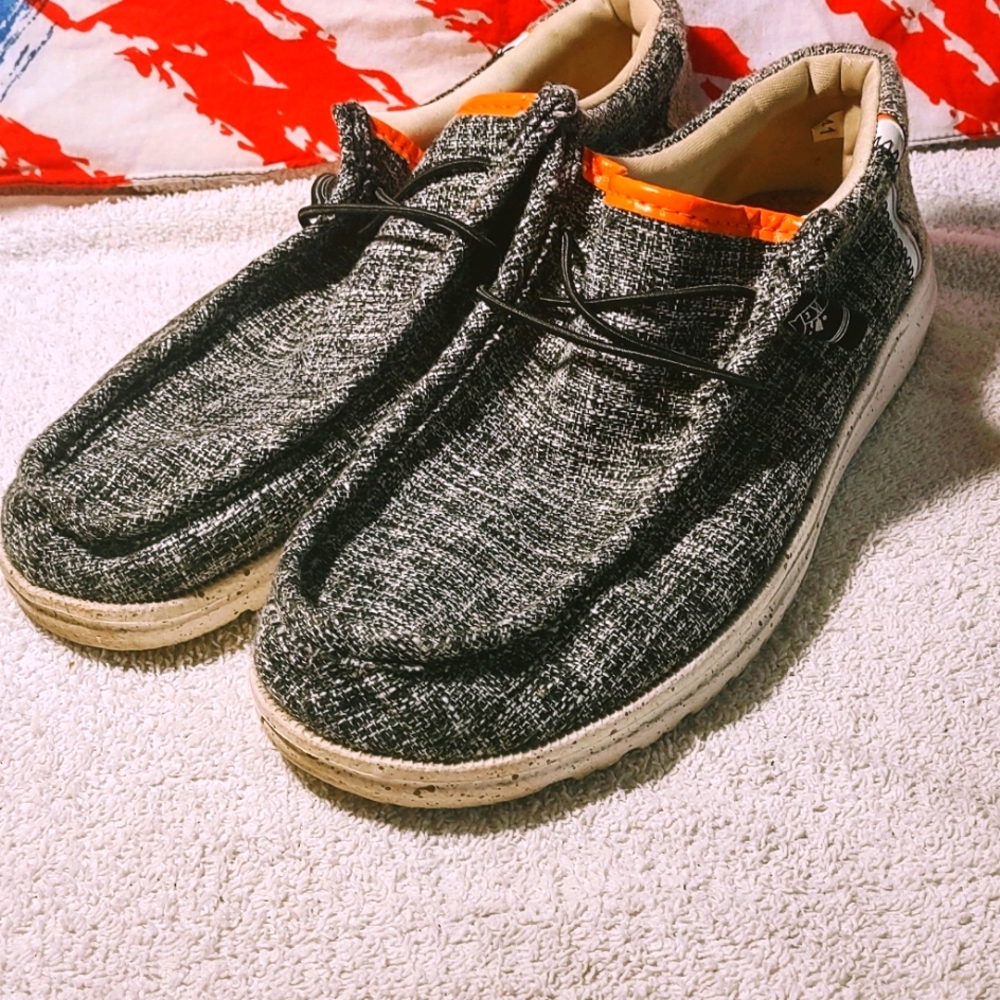 Men's Slick Loafers, Men's 8 And Woman's 10 Black W/Orange Accent.